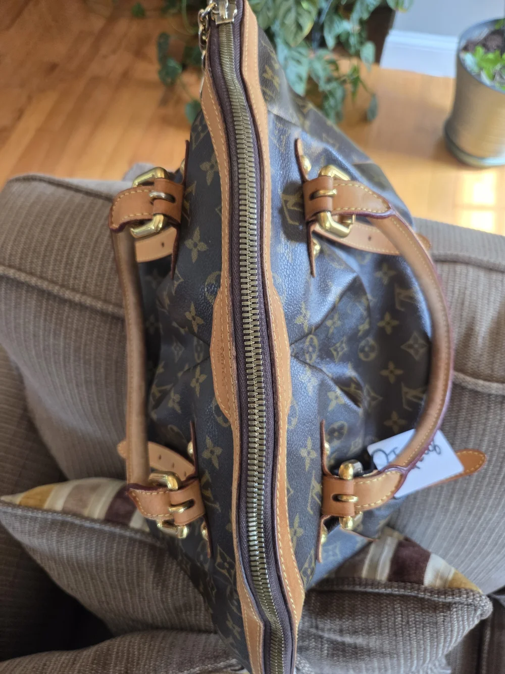 Louis Vuitton classic louis